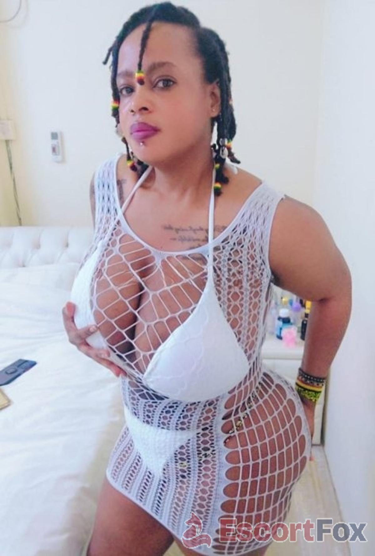 Kaylee — escort in Yiwu