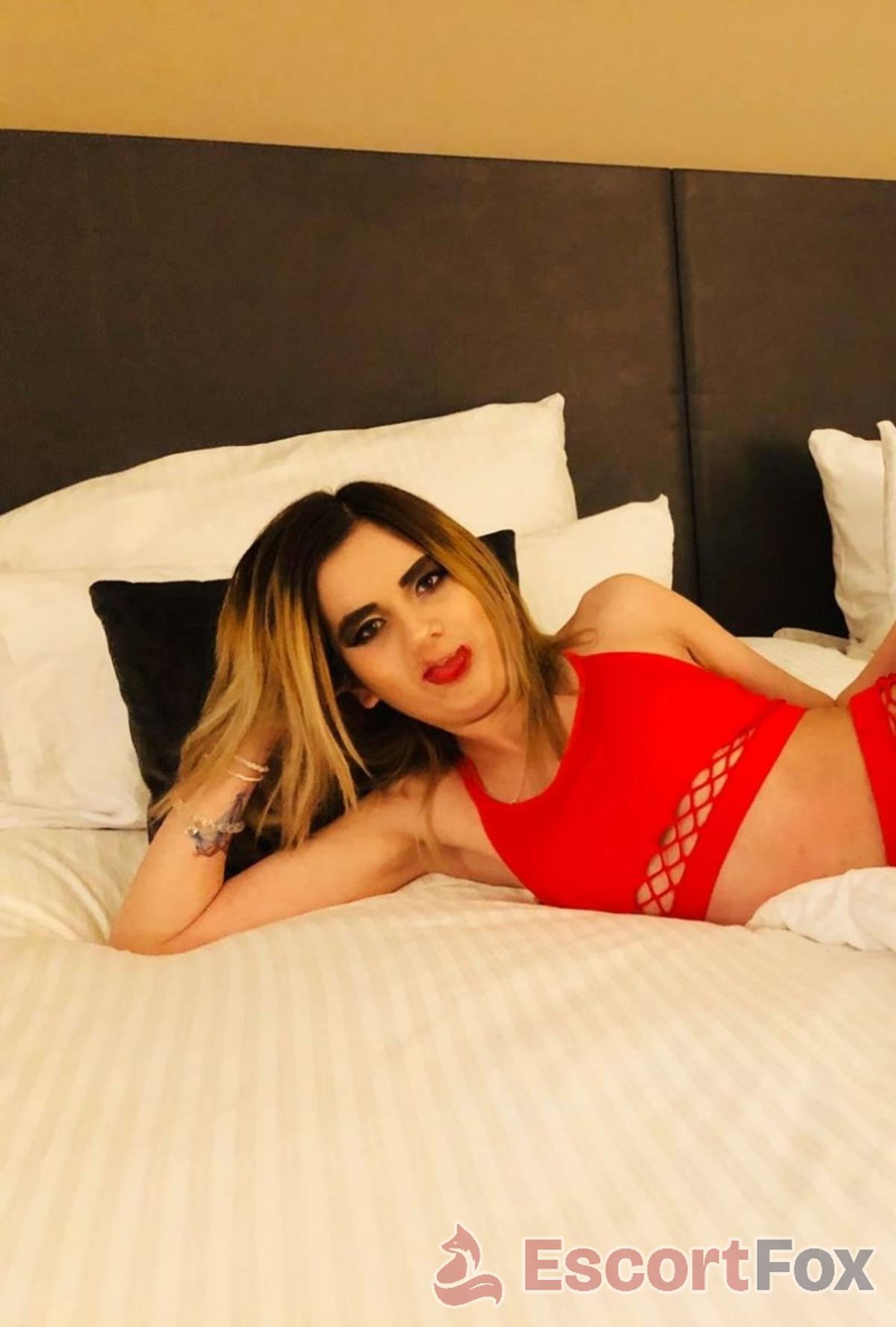 Simona — escort in Leipzig