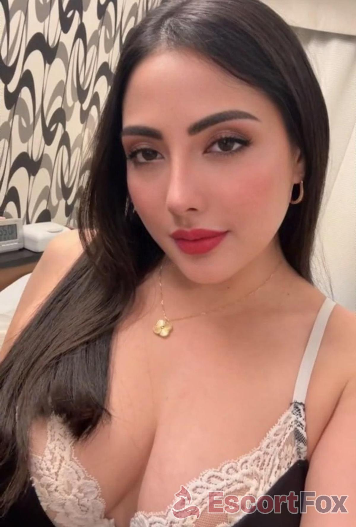 Missaraj — escort in Singapore