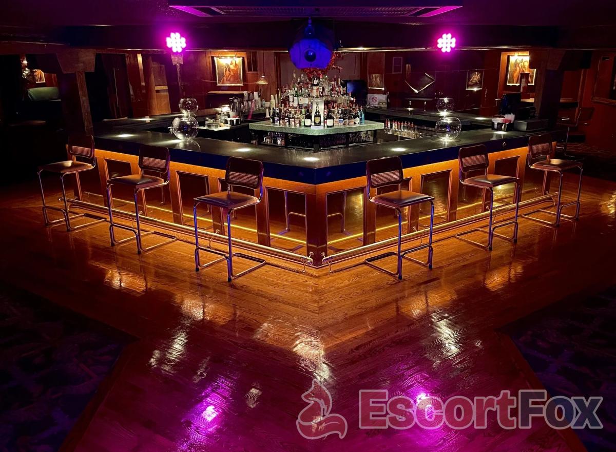 Teasers Men's Club — erotic venue in Durham