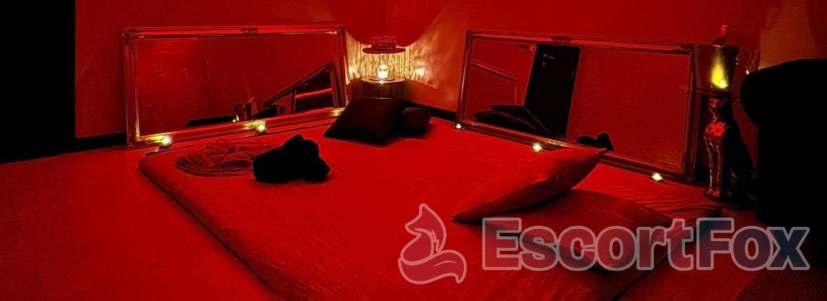 Algarve Tantric Massage — Almancil 성인 업소