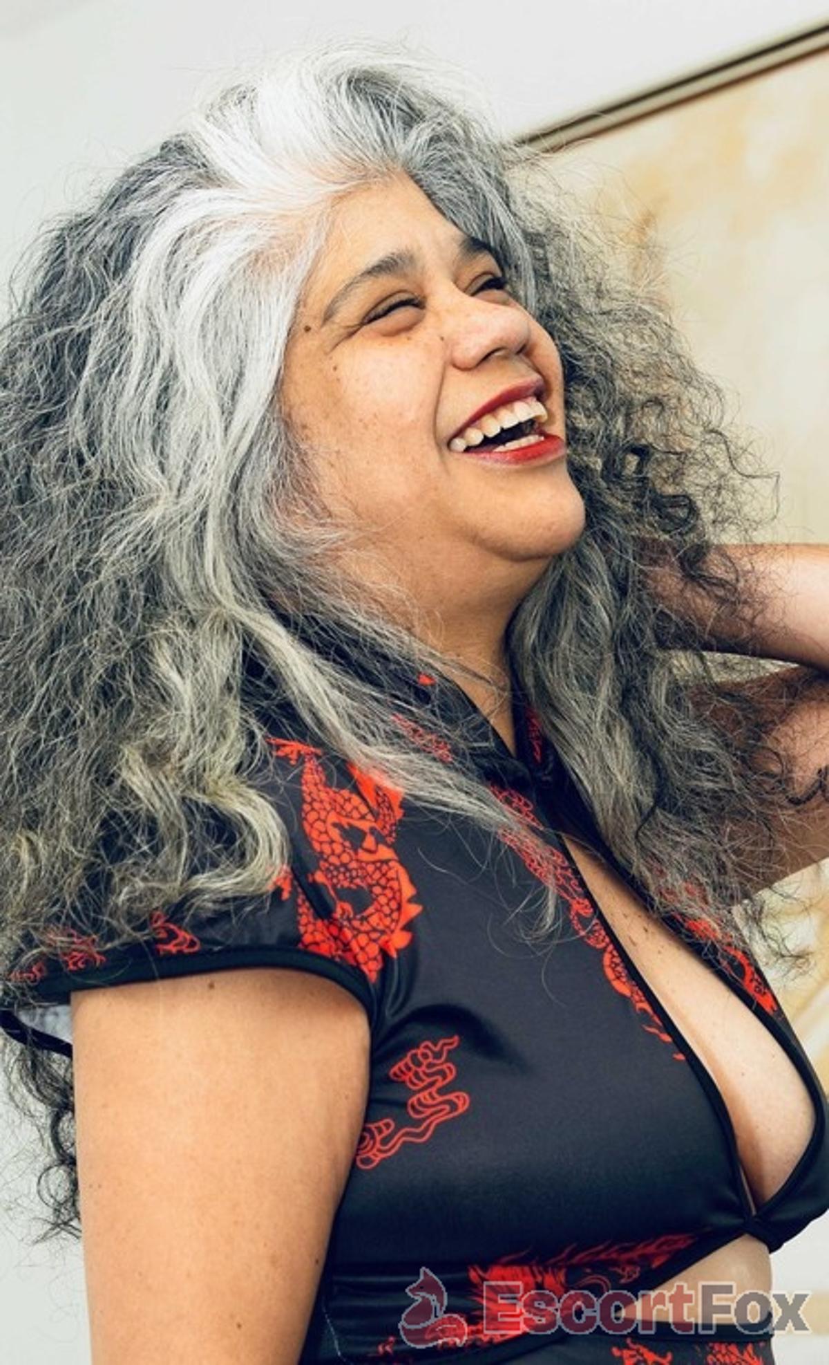 Sophia Rains — συνοδός στην πόλη Χιούστον