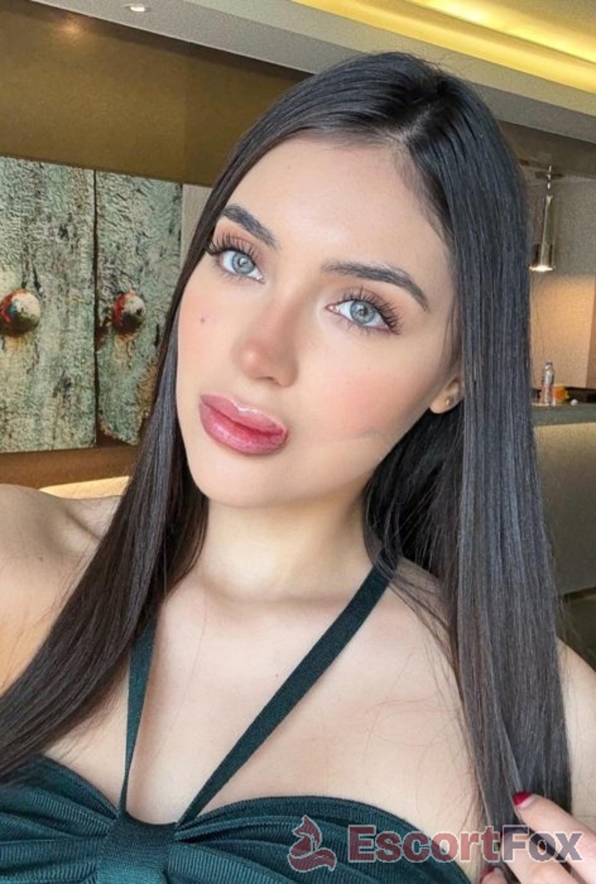Valeria — escort in Geneva