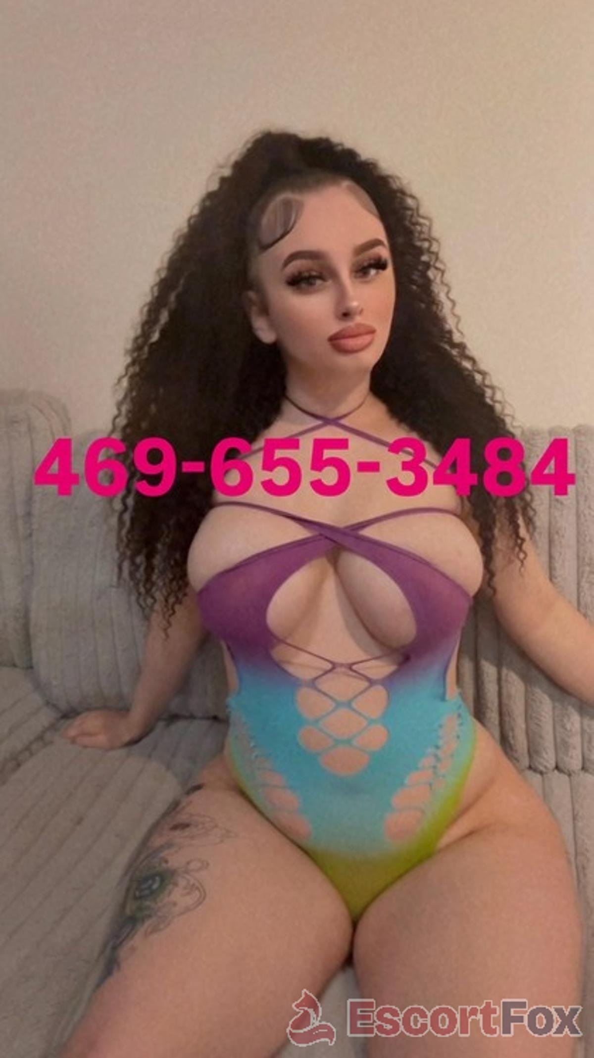 Anastasiasn W — kísérő itt: Dallas