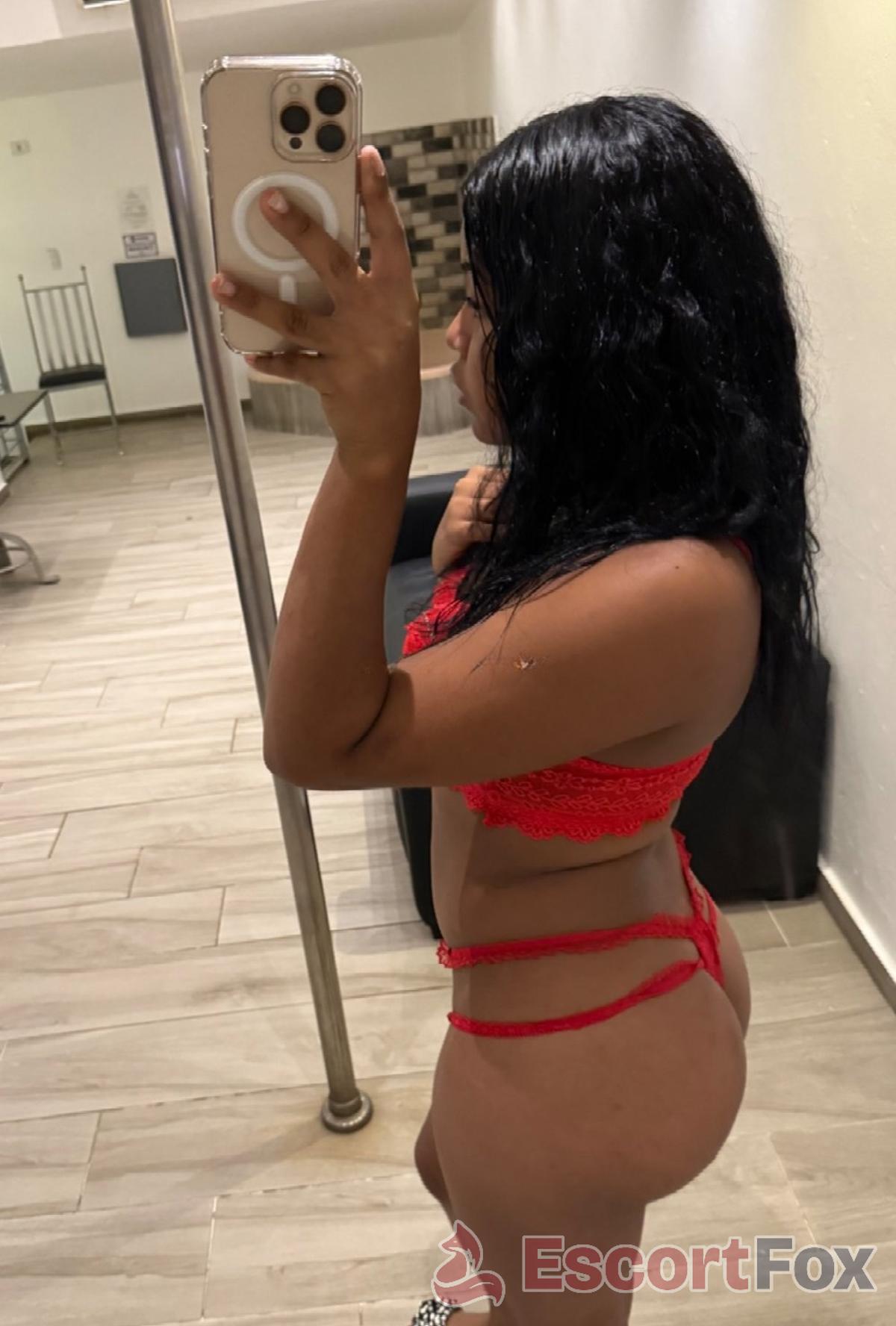 Katherine — مرافقة في ريغا