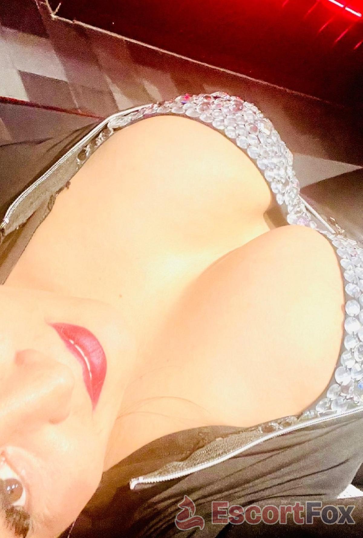 Miky — Escort in Bukarest