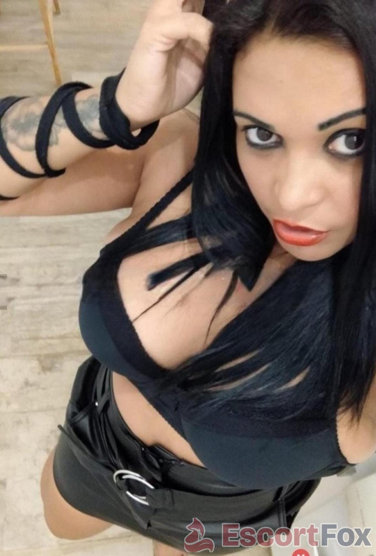 Fernandabrunne — escort à Paris