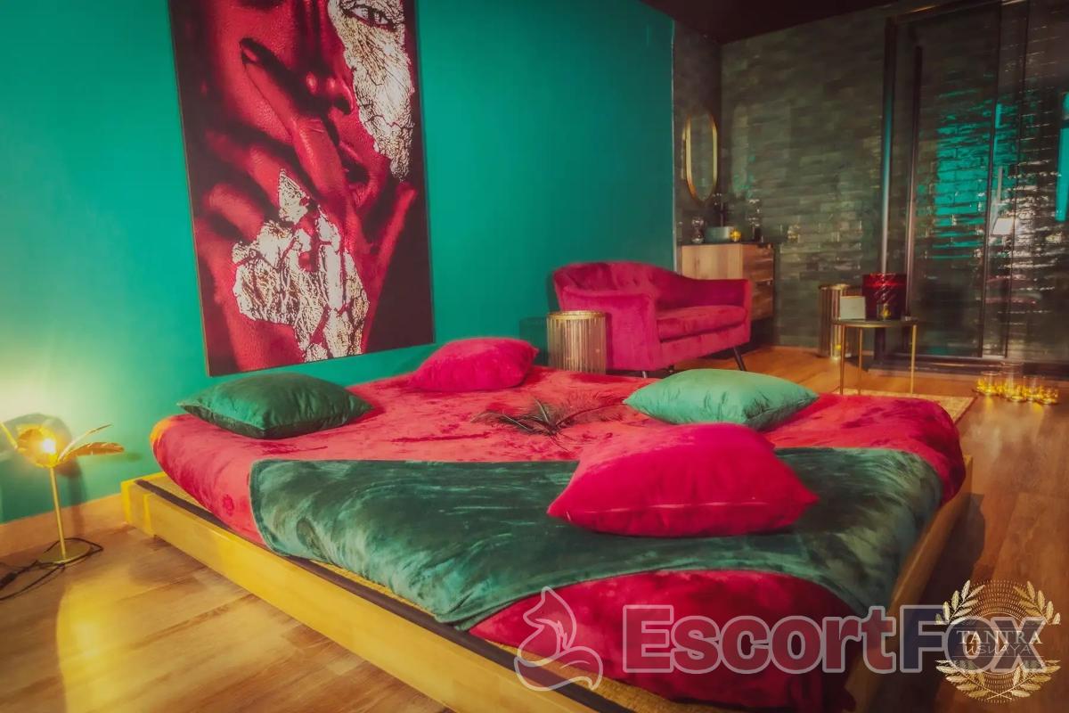 Tantra Usuaya — erotic venue in Madrid