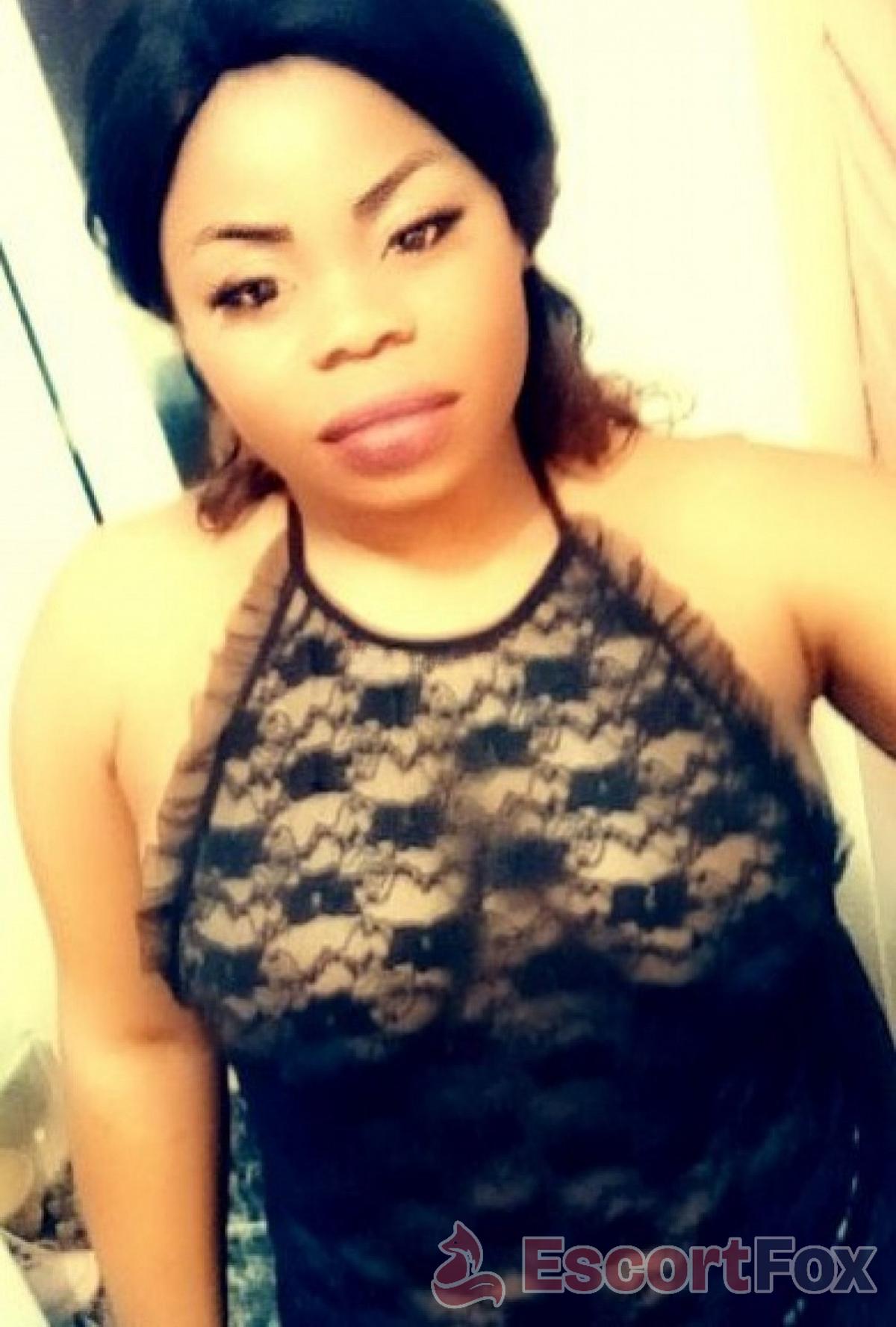Shasha — escort in Kuwait City