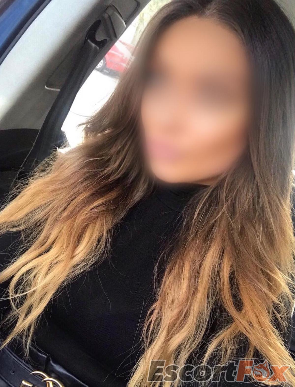 Sara — escort in Prague