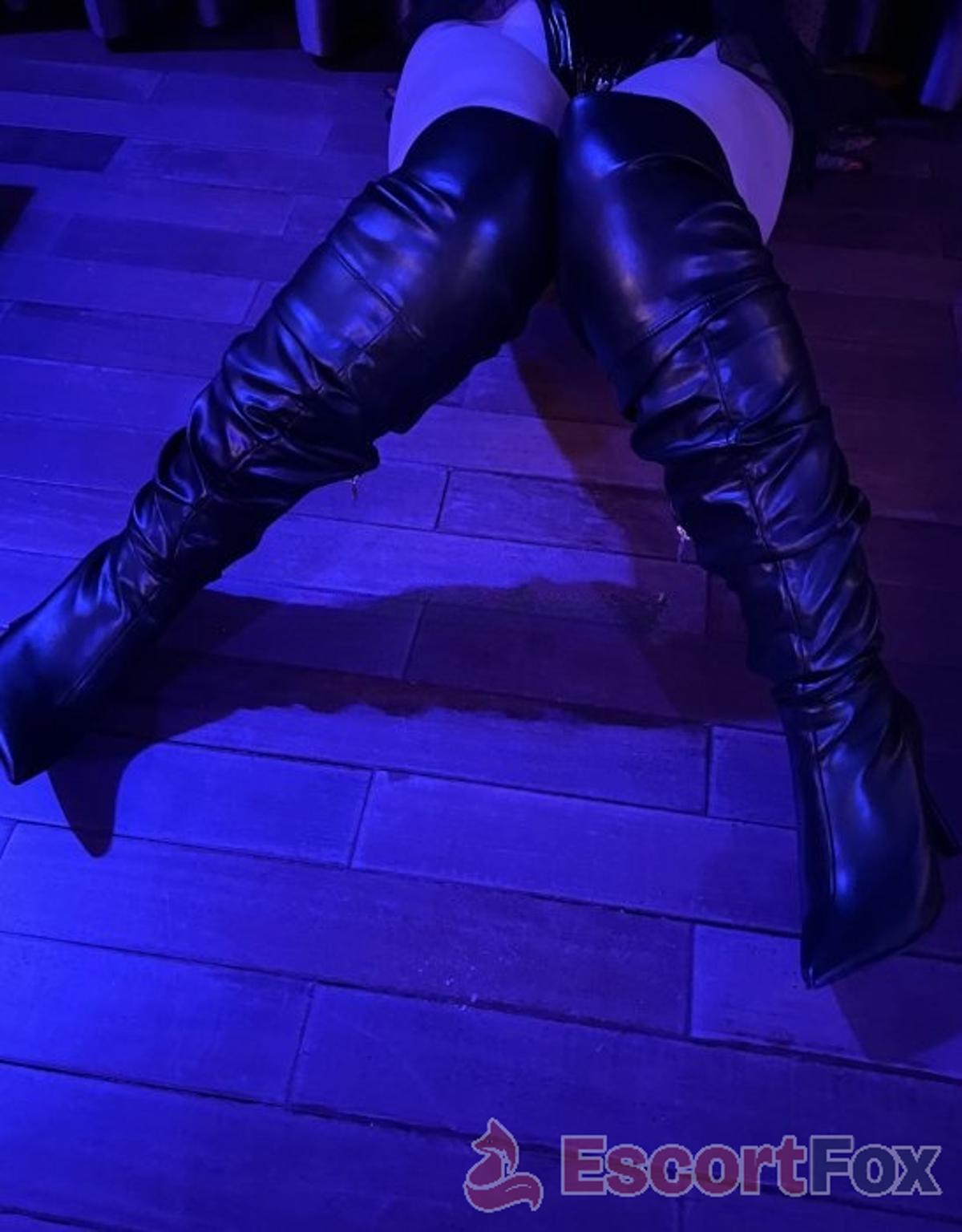 Cleopatra — escort in Tbilisi