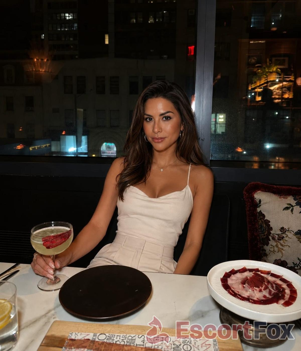 Sara — escort à Munich