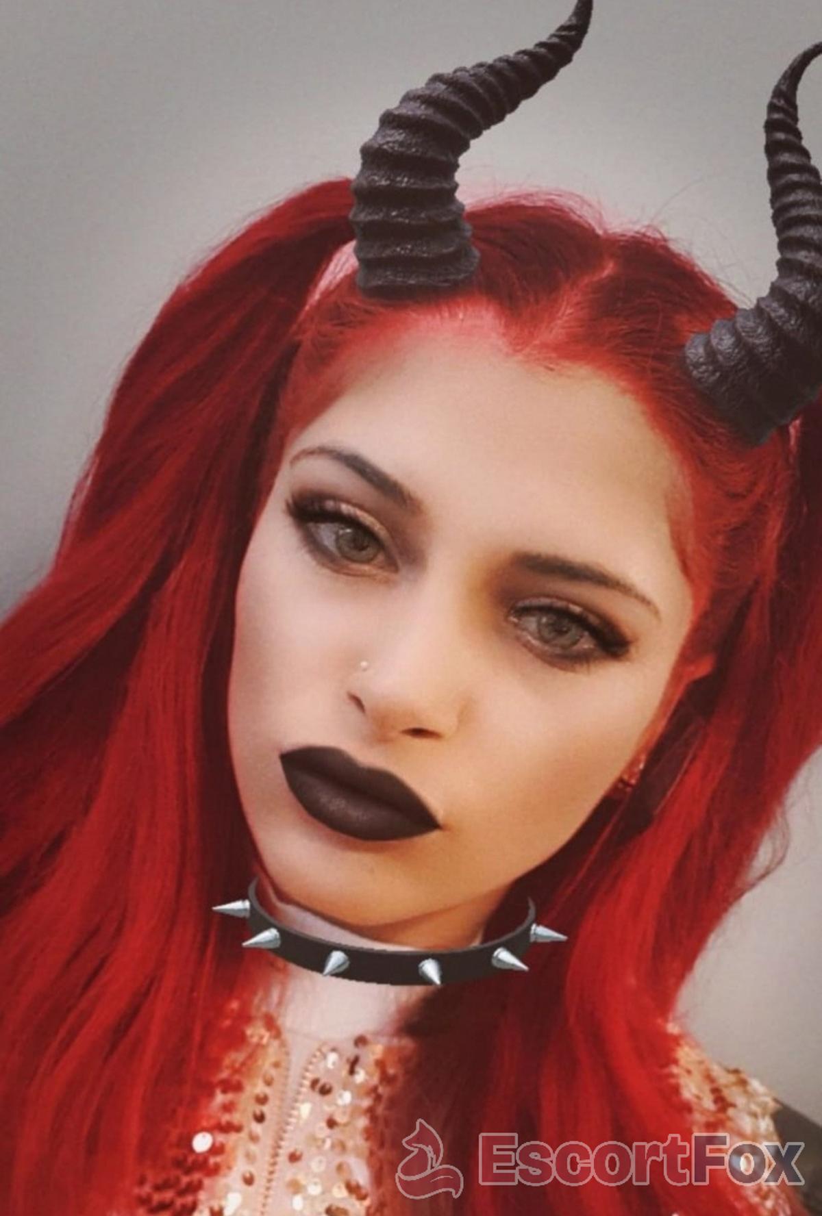 Nikki — 헬싱키 에스코트