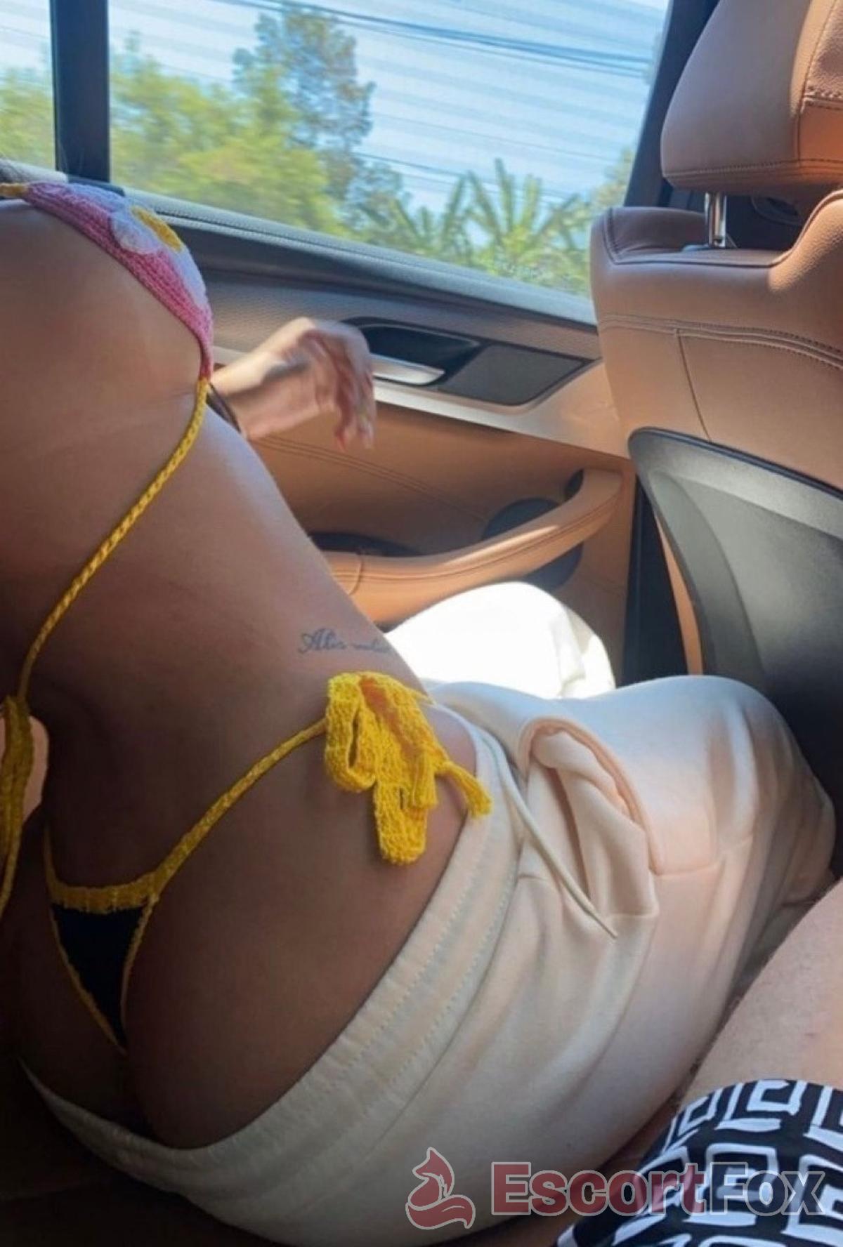 Evva — escort à Koper