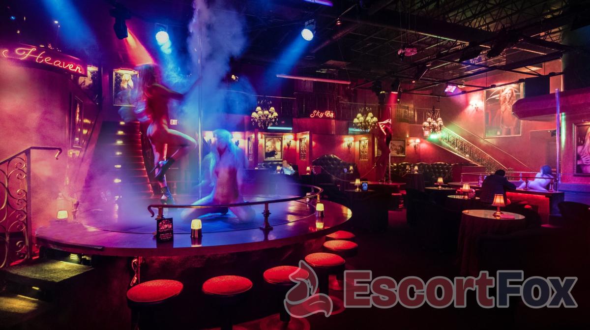 Bare Elegance — erotic venue in Los Angeles