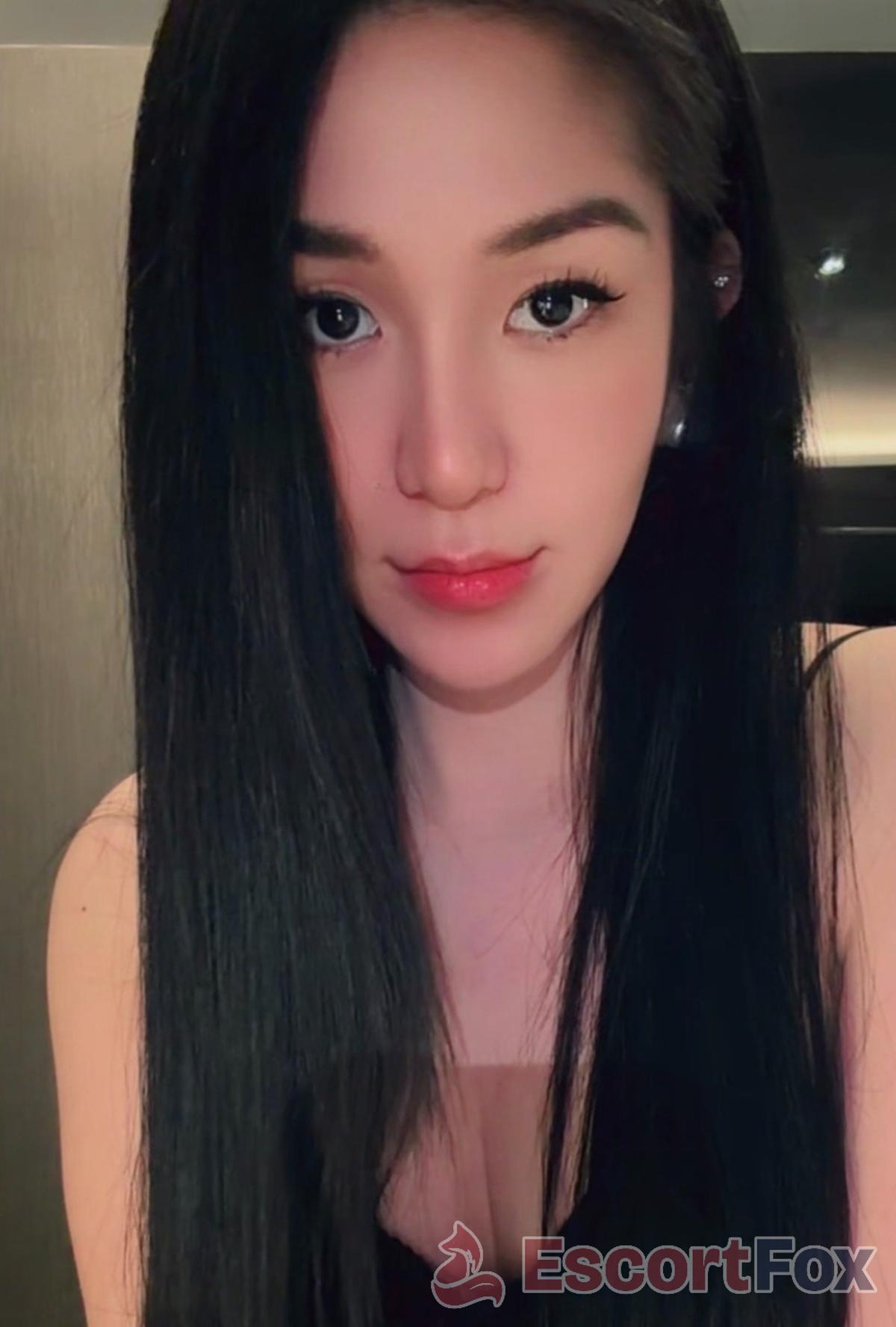 Ynna — Escort in Taipeh