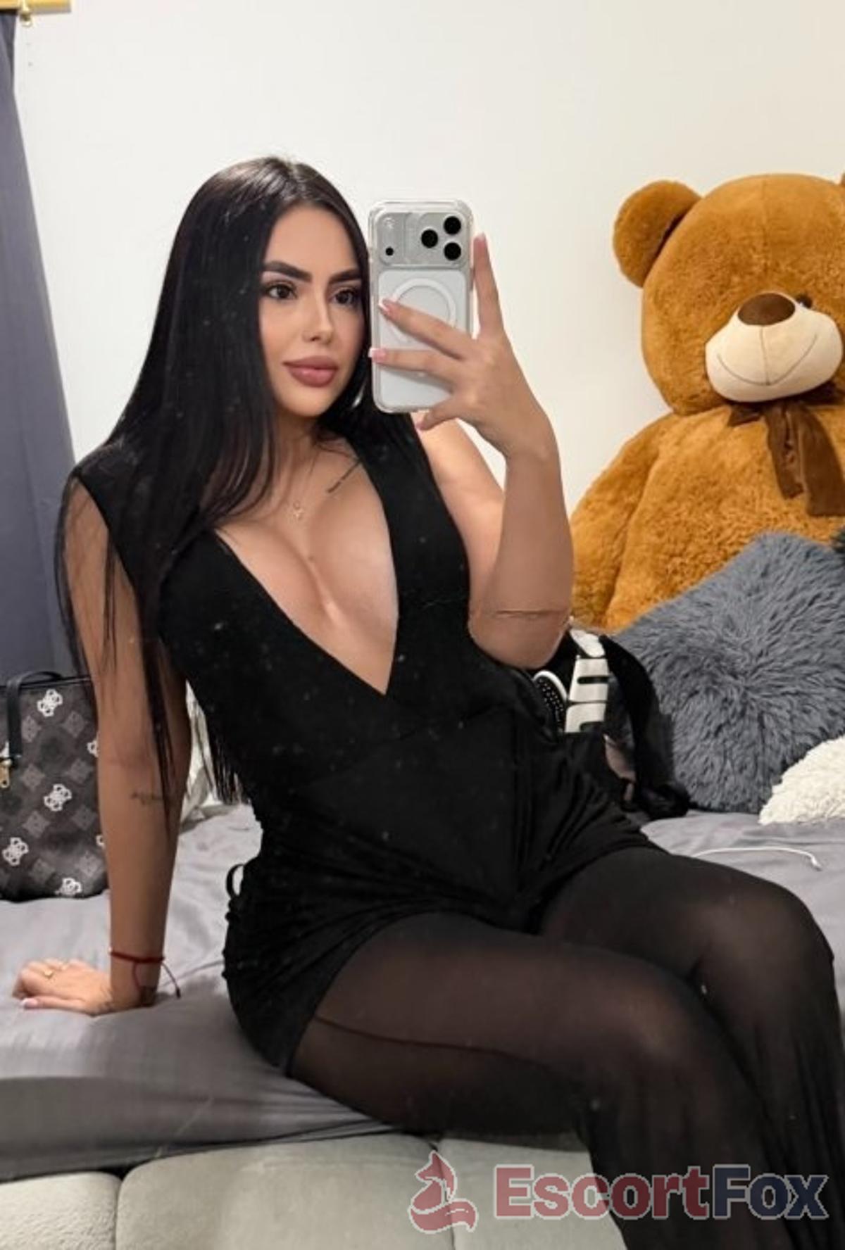 Silvana — escort in Munich