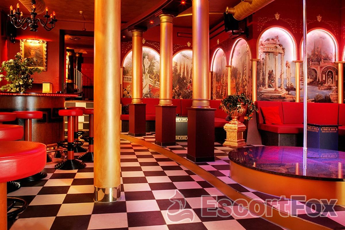 Club Palace — Root şehrinde erotik mekan