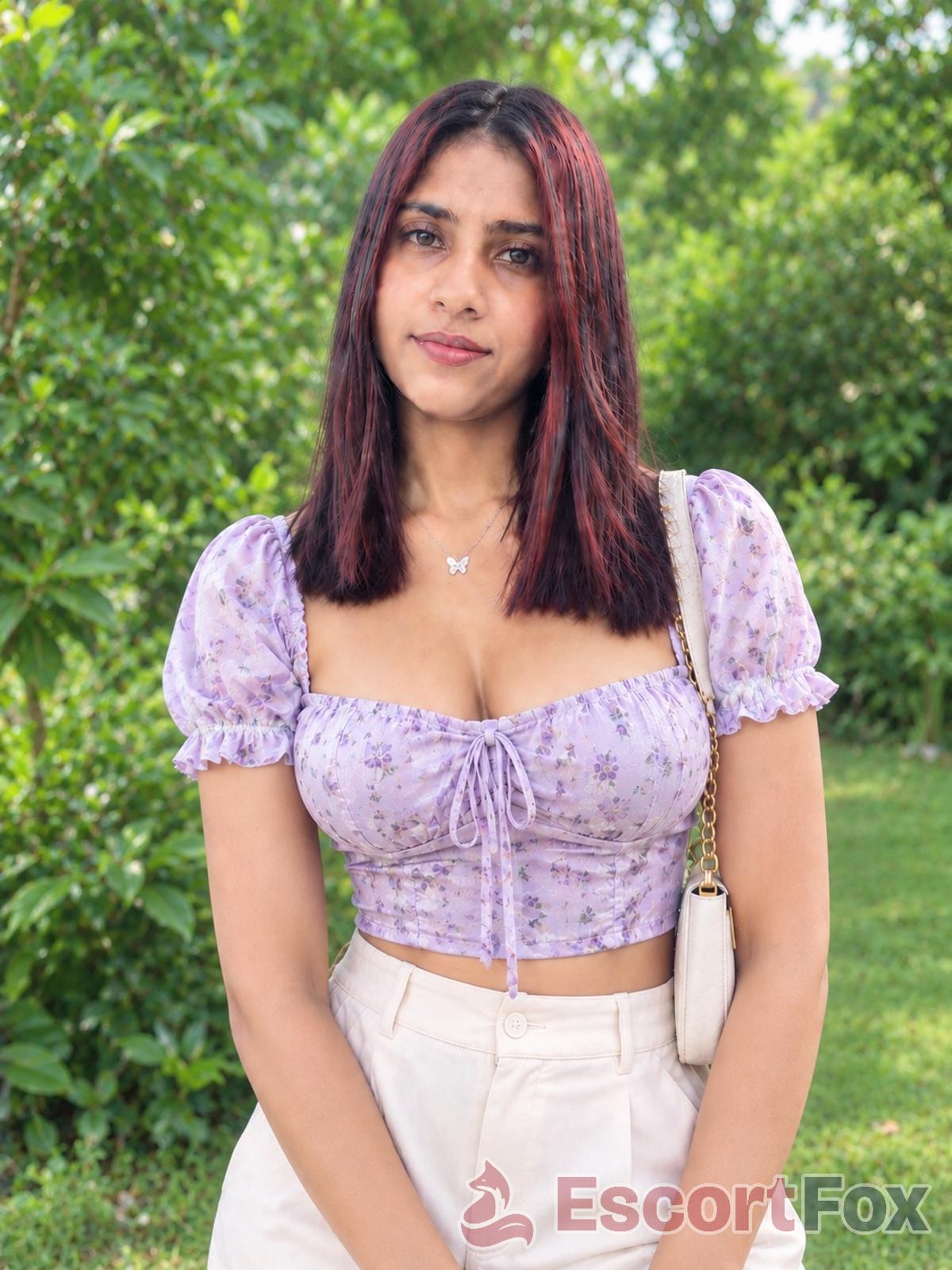 Ishininethu — escort in Negombo