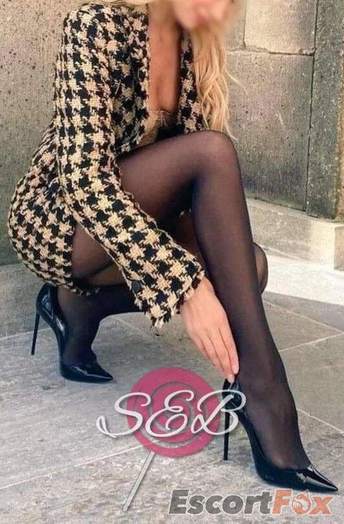 Ivana — ескорт у місті Базель