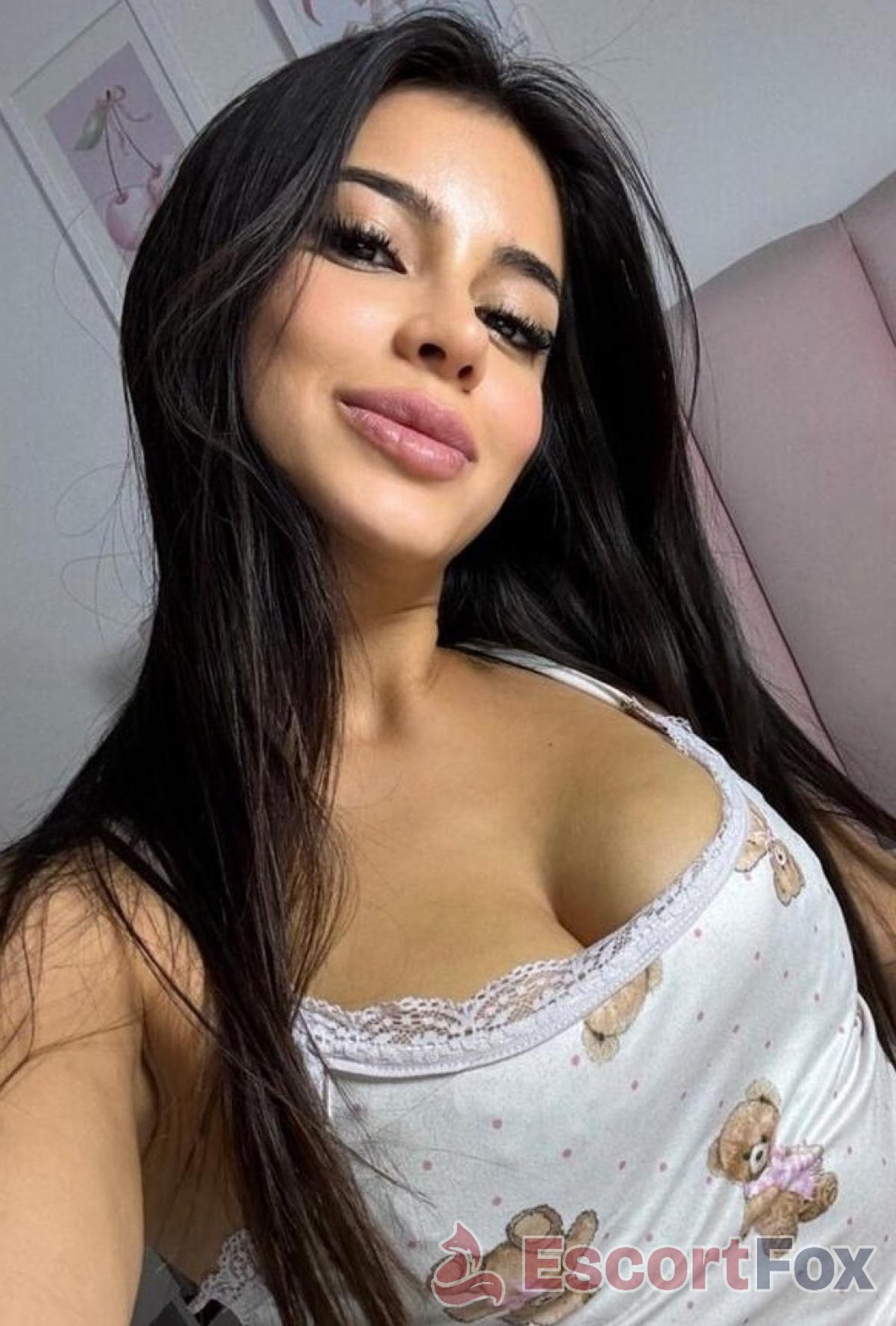 Lucy Doyle — escortă în Sofia