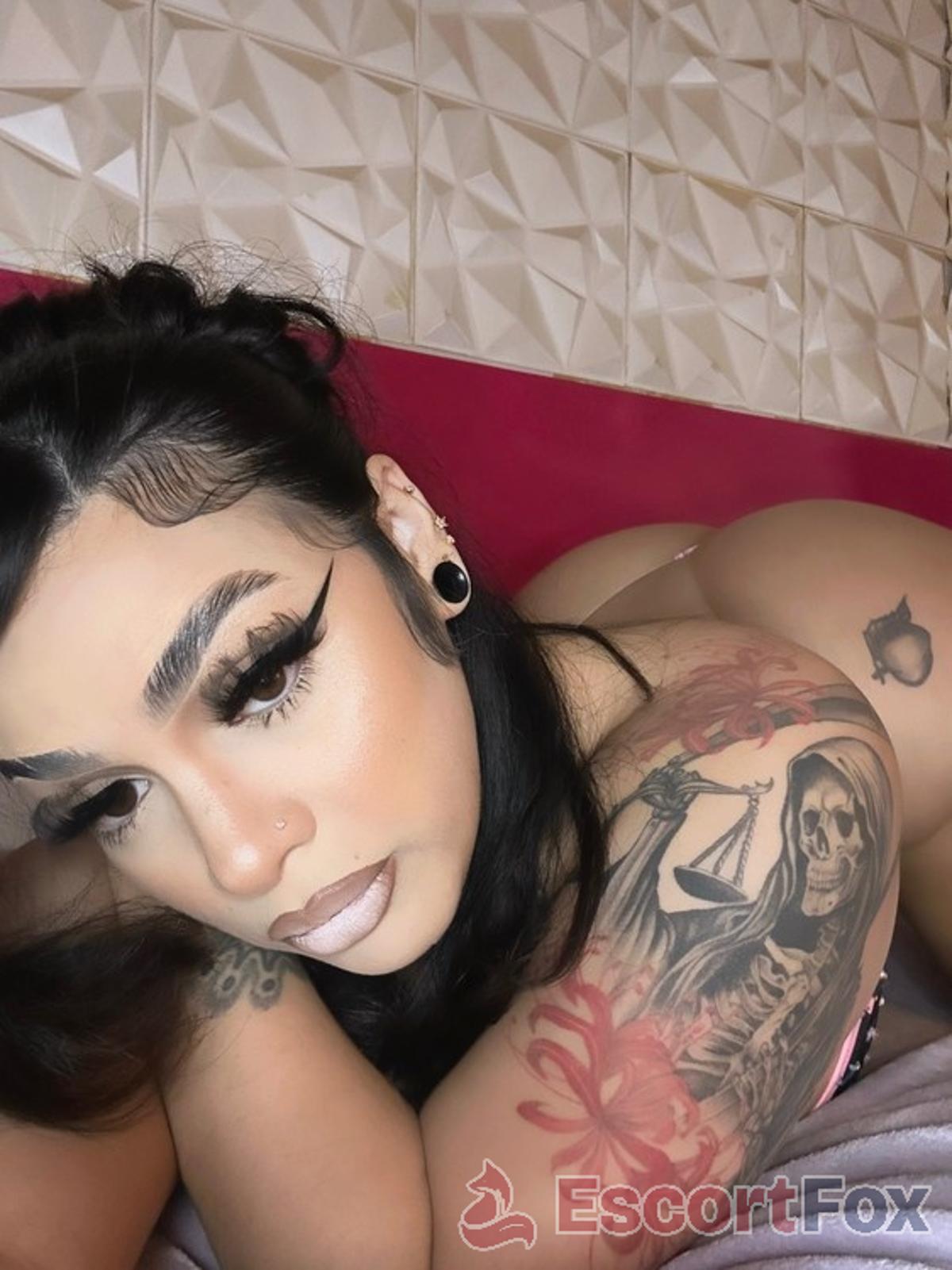 Horrchata — Escort in Portland