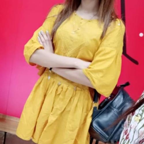 03493000660 Students Girls in Karaci