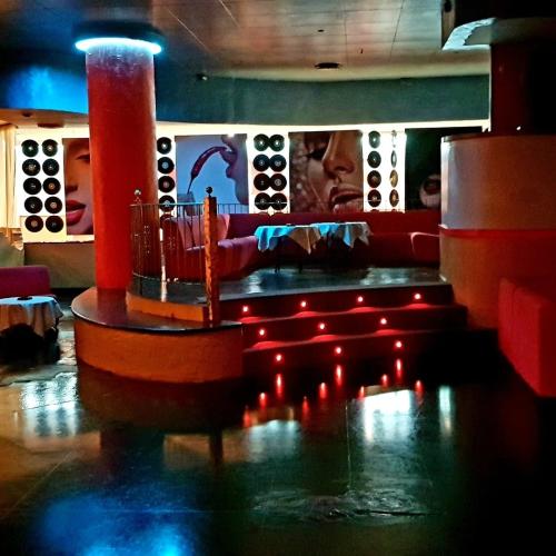 Venus Exclusive — Erotik-Location in Montemarciano