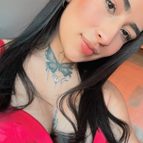 Catalina — Escort in Bari