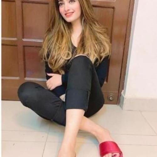 ABIHA KHAN ESCORTS MODELS IN KARACHI 03493000660