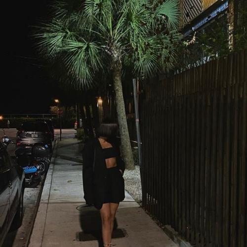 Fleur — συνοδός στην πόλη Λισαβόνα