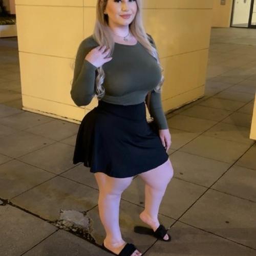Nadia Luve — escort in Raleigh