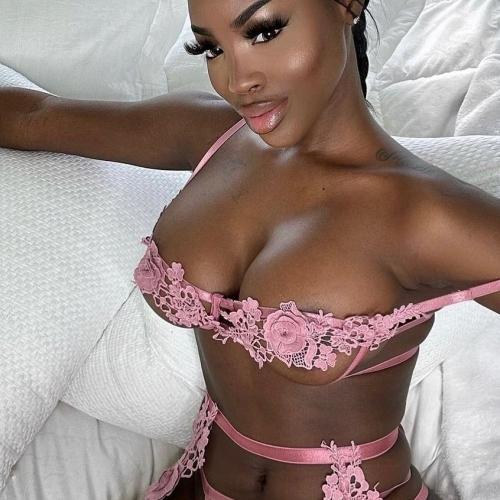 Karina Millions — 코펜하겐 에스코트