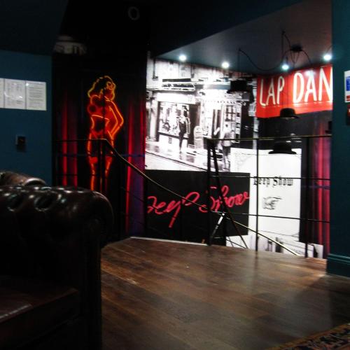 Sapphire Soho — erotic venue in London