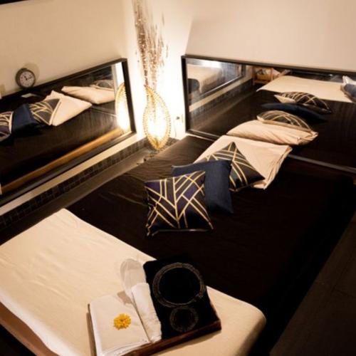 Yalena Masajes — erotic venue in Madrid