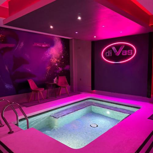Sala Divas — erotic venue in Malaga