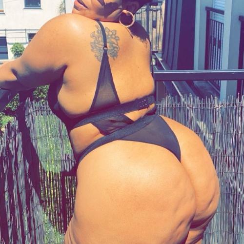 Adriana — escort in Parijs