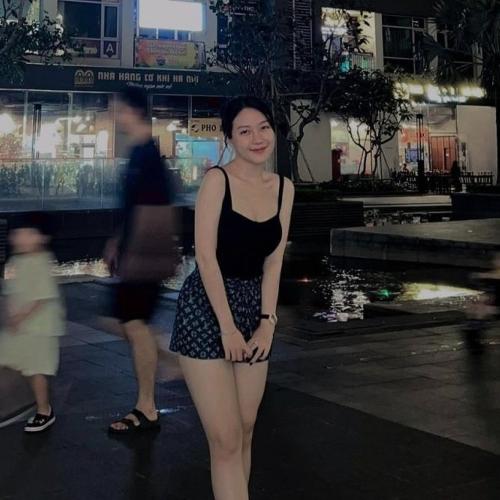 Emmy — escort in Singapore