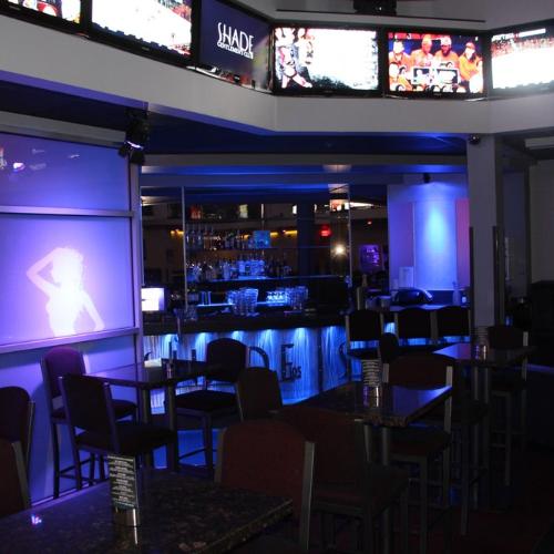 Shade Gentlemen's Club — erotický podnik v Edmonton