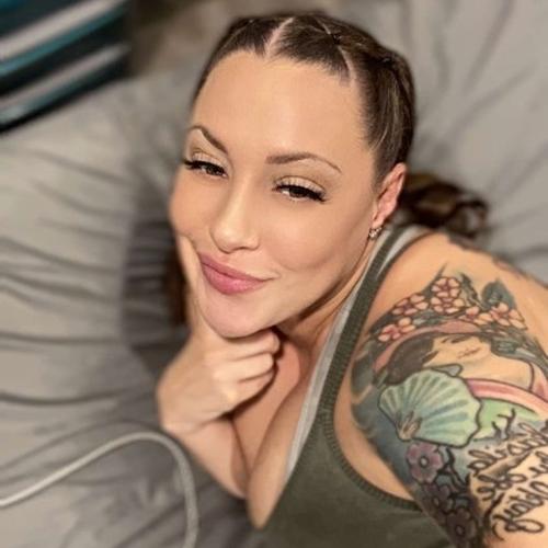 B Bombshell — escort in Charlotte