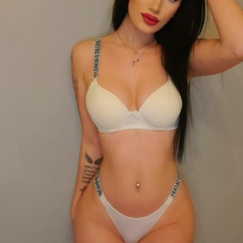 Carla — ескорт у місті Берген