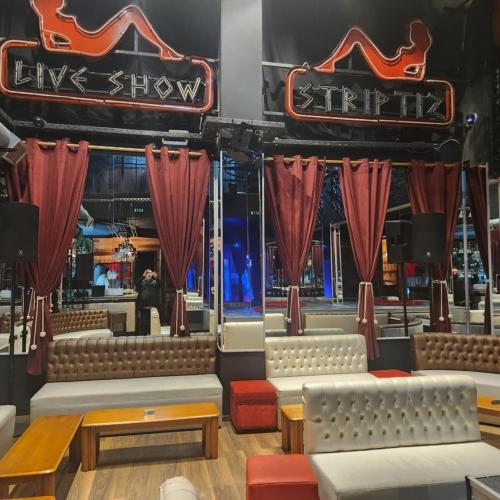 Caligula Live Show — erotic venue in Thessaloniki