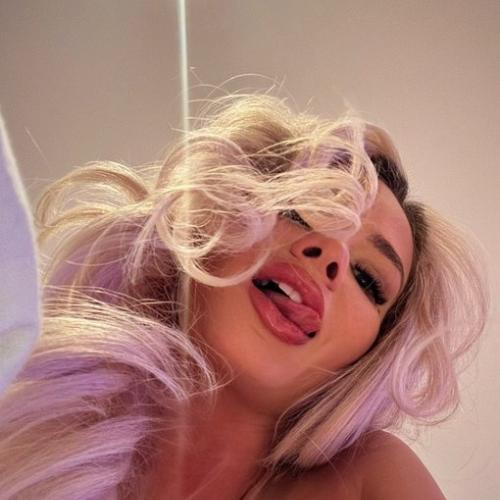 Lily — Escort in Berlin