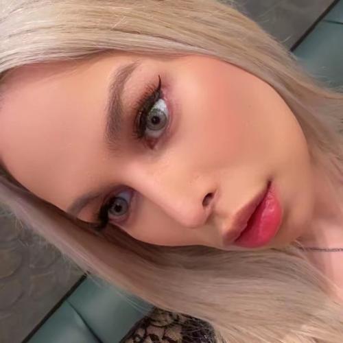 Julia — escort in Macau