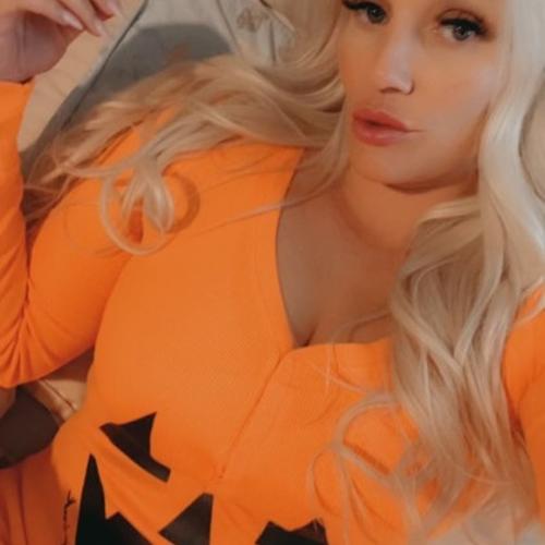 Aspen Regan — eskorte i Salt Lake City