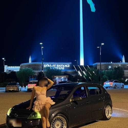 Asi — eskorte i Baku