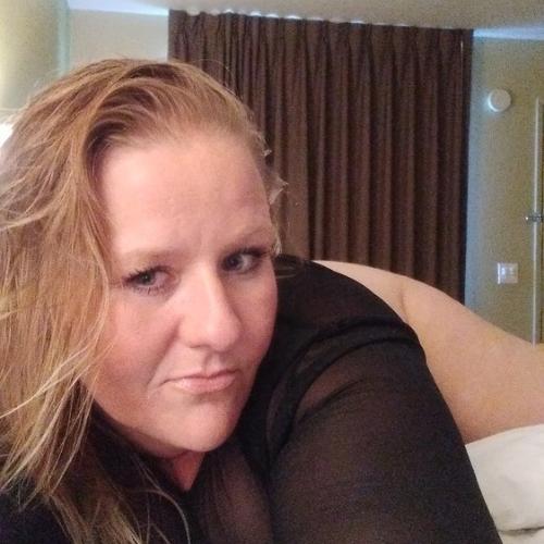 Curvaceous — escort in Portland