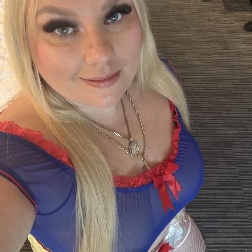 Chloe Lovexx — eskort v Ontario