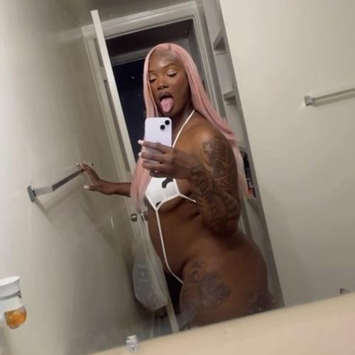 Alizaebarbie — escort in Richmond