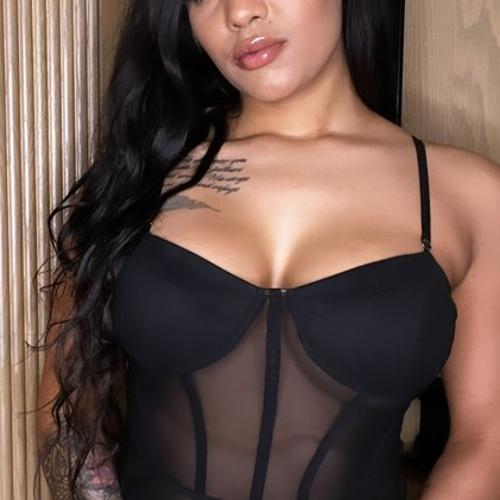 Morganmoore — συνοδός στην πόλη Χιούστον